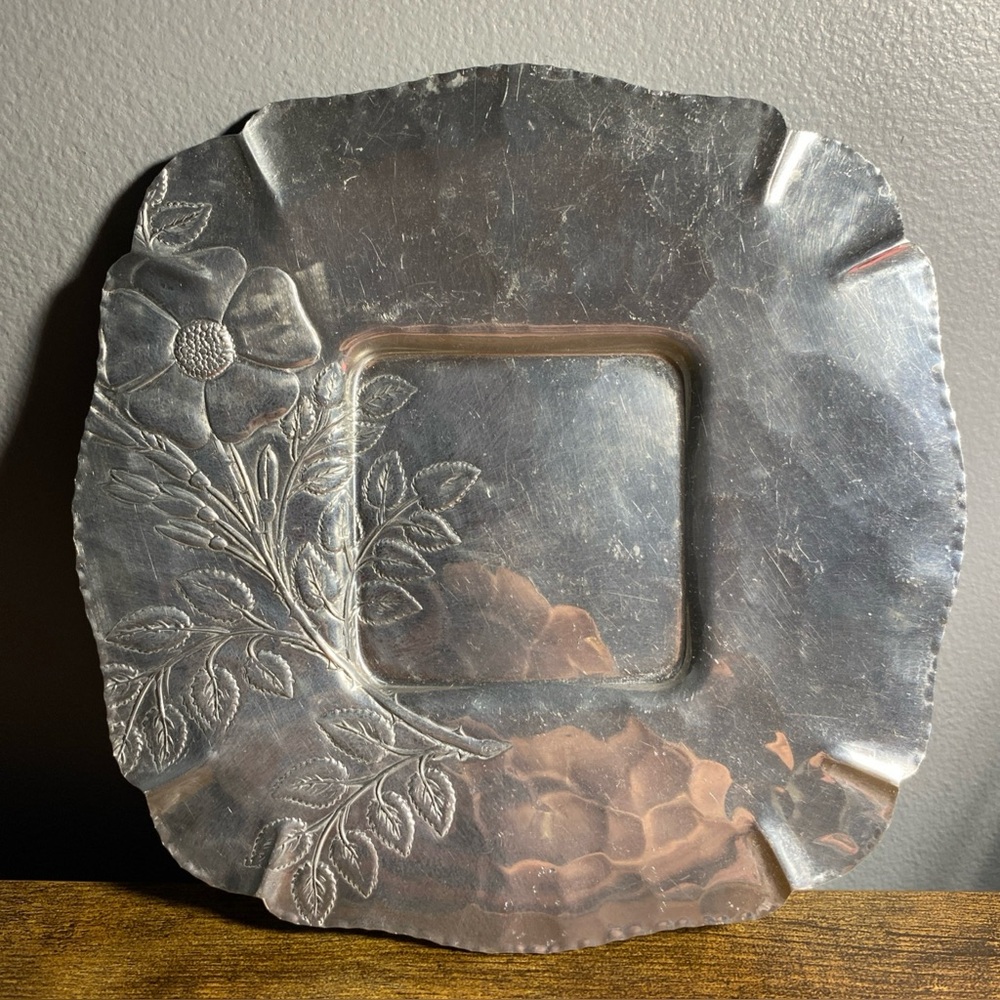 Vintage Trade Continental Mark Wild Rose Hand Wrought Aluminum Plate